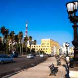 Gli alti palazzi disegnati da Chiaia e Napolitano, i graziosi e verdeggianti giardini Baden Powell, la vicinanza al mare, la rendono da sempre una delle aree pi� ambite di tutta Bari. � la cosiddetta �zona della Rai�...